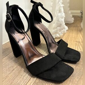 black heeled sandals